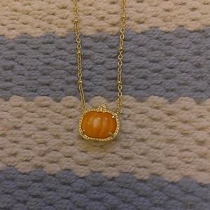 BRAND NEW PUMKIN KENDRA SCOUT NECKLACE 🎃🧡